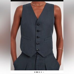Alex Mill Kam Vest in Almost Black